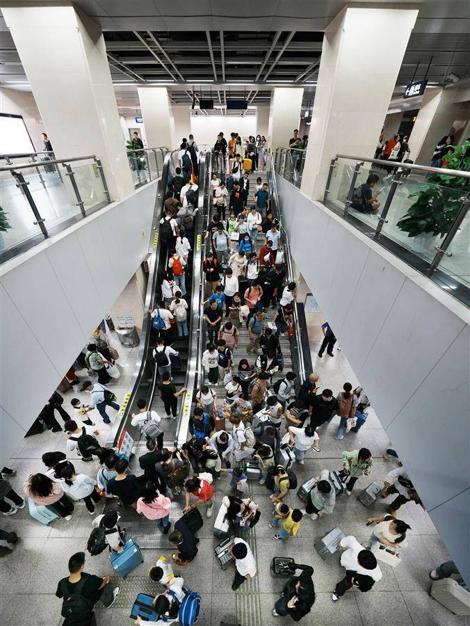 申慱官网电话